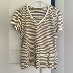 PACT Softspun V-Neck Tee Size Women’s Small